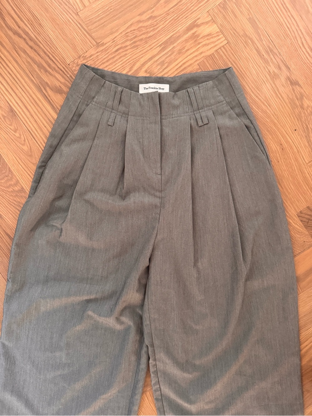 The Frankie Shop Gray Wide-Leg Pleated Trousers
